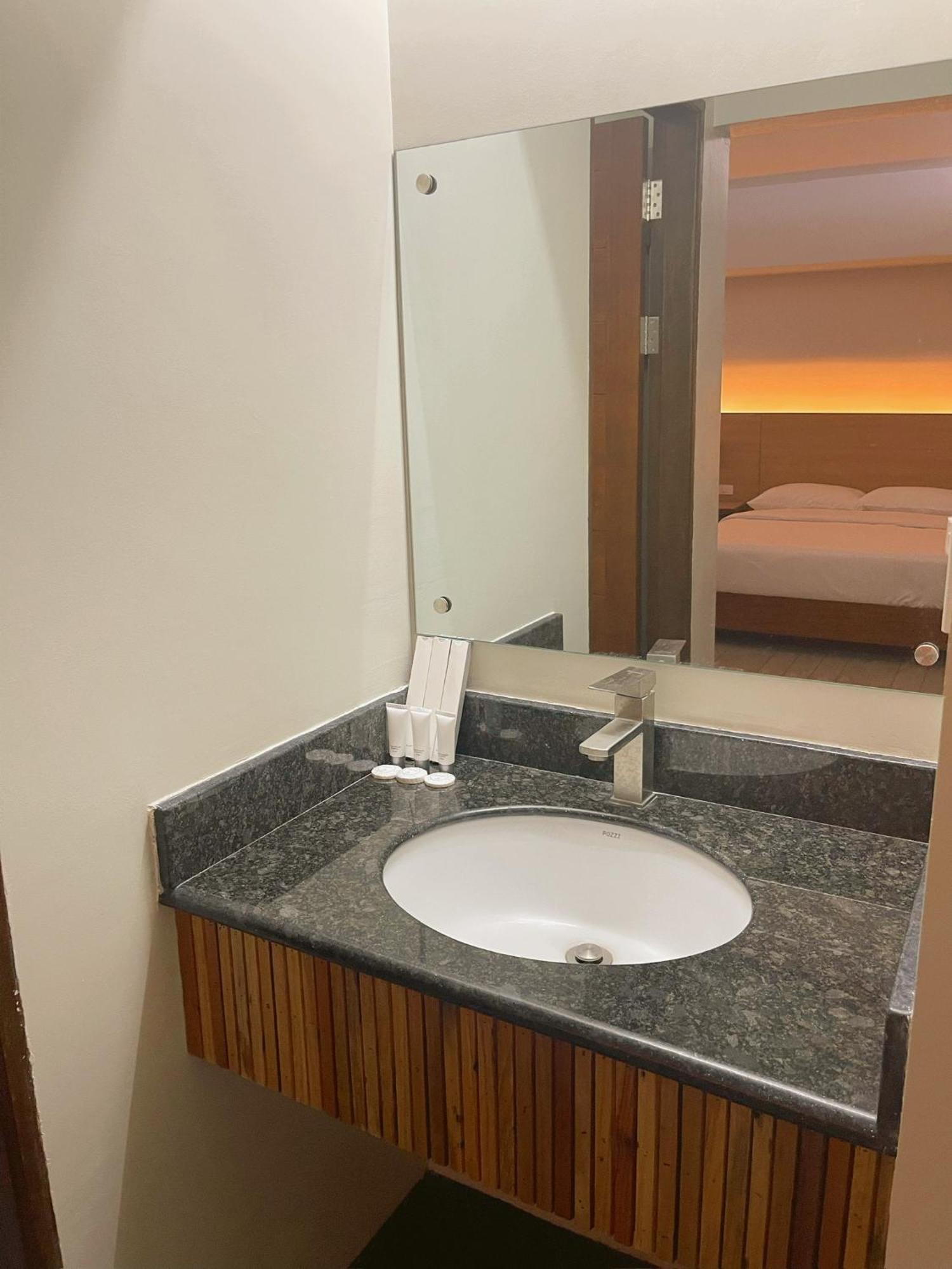 Soleo Inn Багио Экстерьер фото